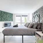 5Wjb - Spacious 1 Bed Flat In London