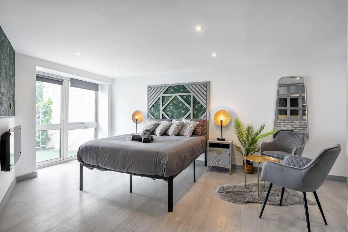 5wjb - Spacious 1 Bed Flat In
