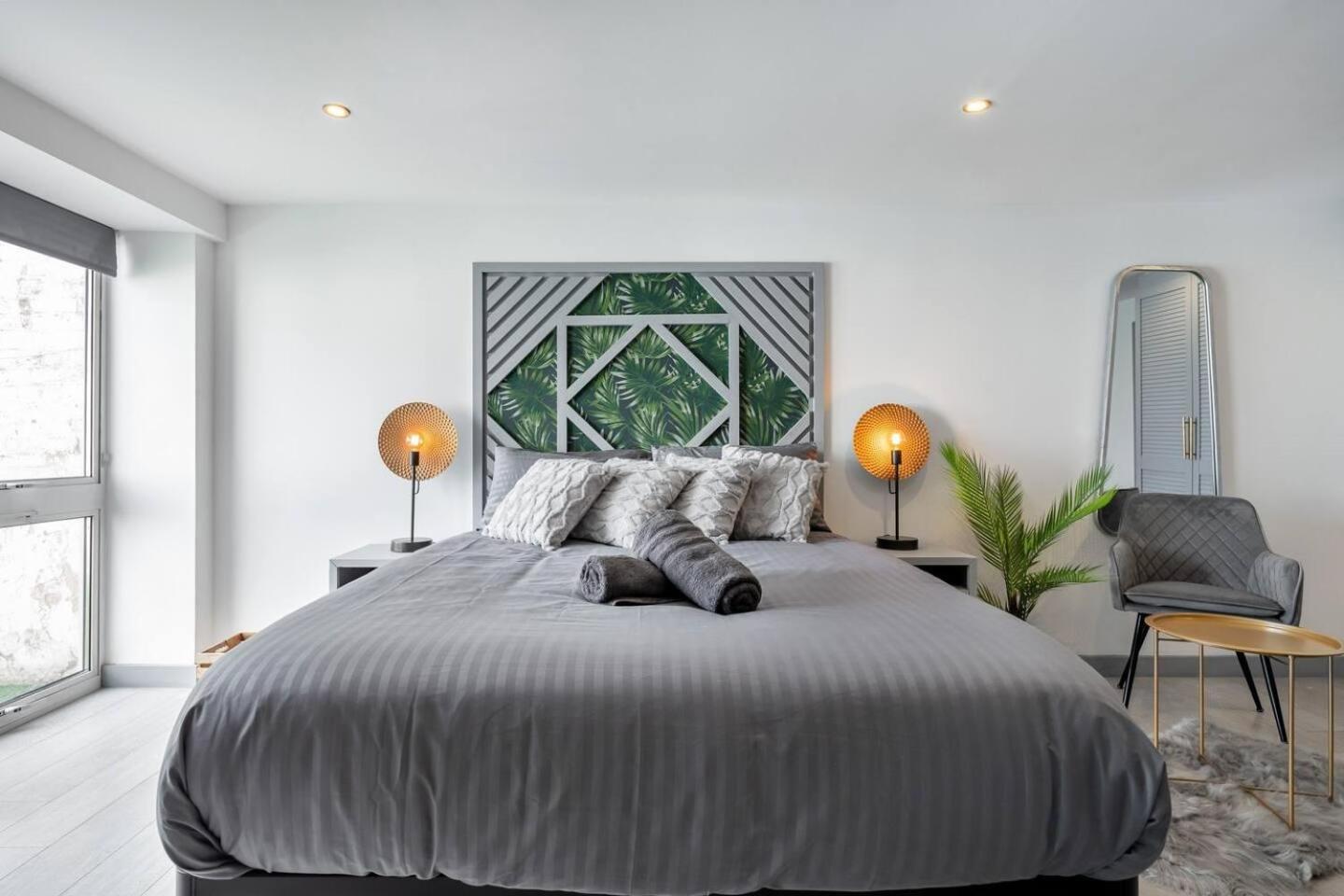 5wjb - Spacious 1 Bed Flat In *