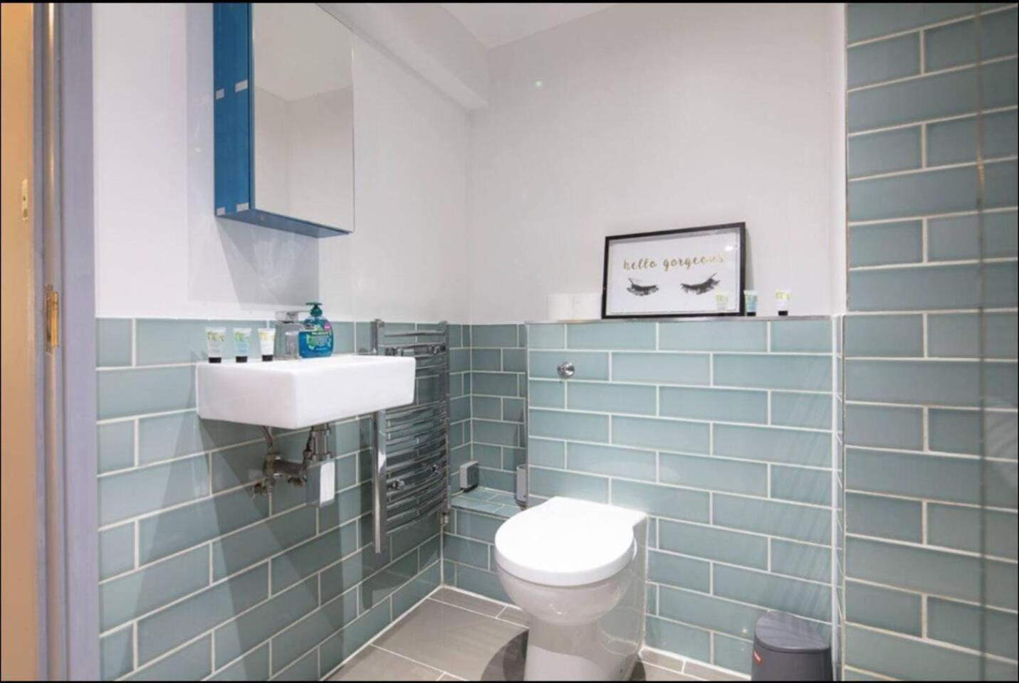 5wjb - Spacious 1 Bed Flat In Appartamento *